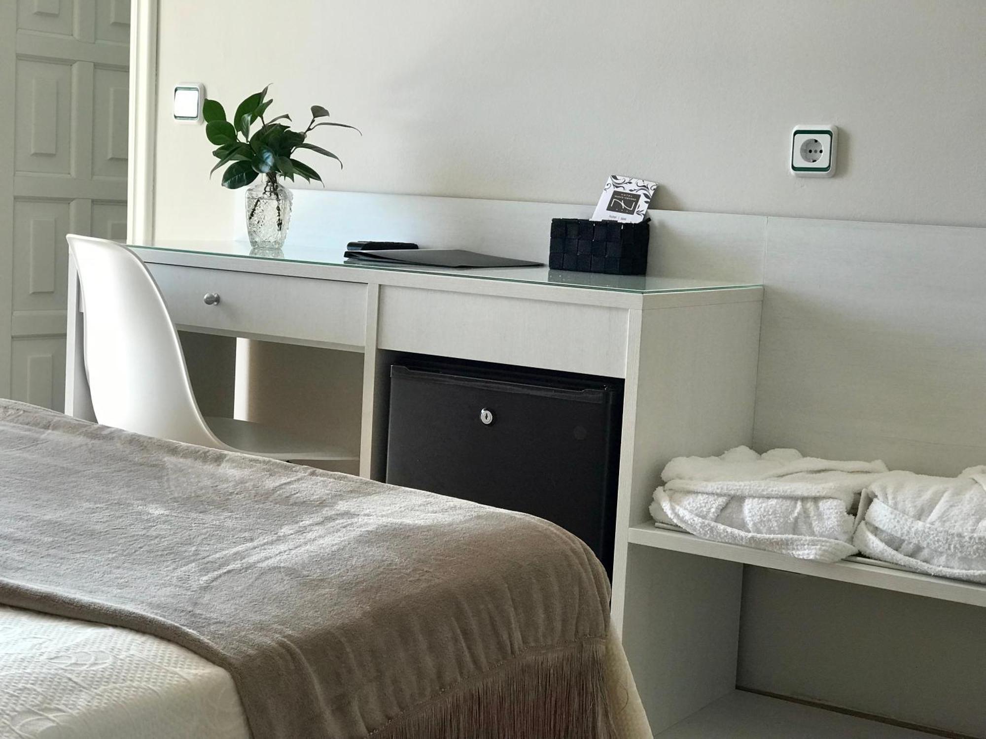 Hotel Nuevo Vichona Sanxenxo Phòng bức ảnh